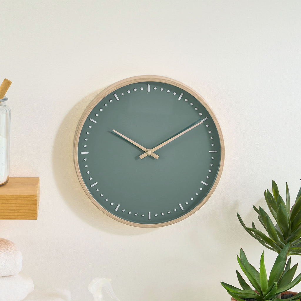 Better Homes & Garden 11.5" Quartz Indoor Decorative Clock, Raised Hour and Minute Markers